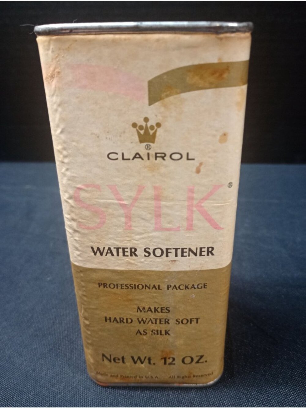 Vintage Clairol SYLK Water Softener 12 ounce Tin  Cannister (some product)